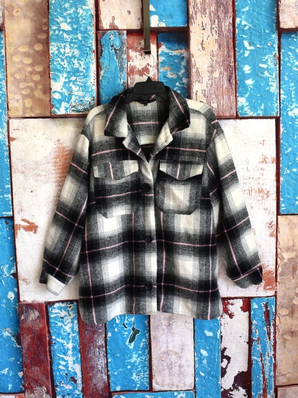 Women's New Look Plaid Shacket Button Up Long Sleeve SIZE 1X Black/White Plaid